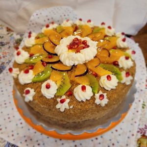 Плодова торта с баварски крем