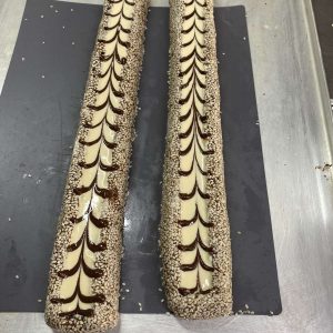 Ирански сладки с фурми и фъстъци