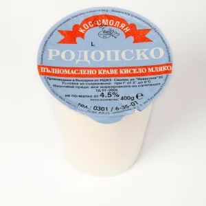Пълномаслено краве кисело мляко „Кос-Смолян“ 400 гр.